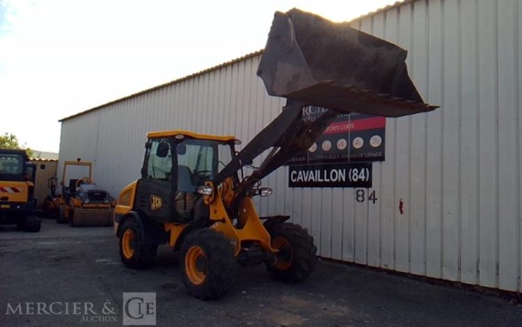 JCB CHARGEUSE ARTICULEE 406 T4 – GODET DROP – 3084H – AN2017  KUB747001