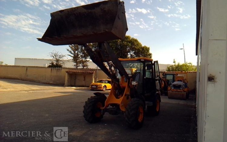 JCB CHARGEUSE ARTICULEE 406 T4 – GODET DROP – 3084H – AN2017  KUB747001
