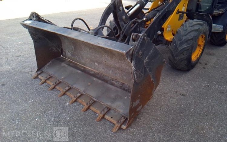 JCB CHARGEUSE ARTICULEE 406 T4 – GODET DROP – 3084H – AN2017  KUB747001