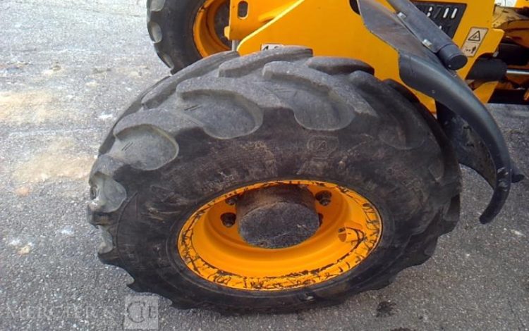 JCB CHARGEUSE ARTICULEE 406 T4 – GODET DROP – 3084H – AN2017  KUB747001