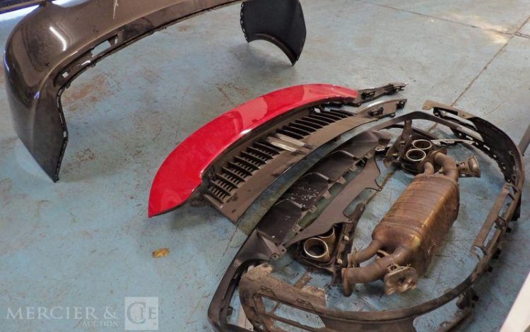 PORSCHE LOT D&rsquo;EQUIPEMENTS PIECES DETACHEES 992 GT3  LOT992
