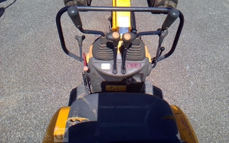 YANMAR MICRO-PELLE CANOPY SV08-1A – 3 GODETS – 1T – 2082H – AN2016  MIN010632