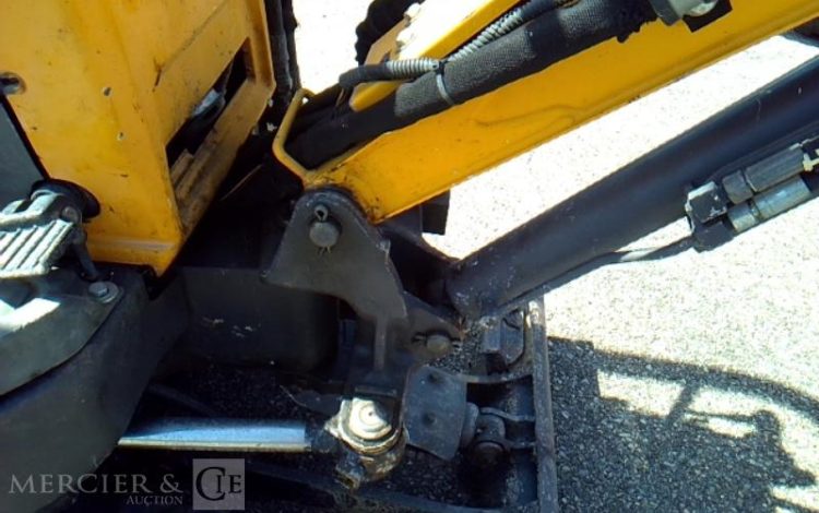YANMAR MICRO-PELLE CANOPY SV08-1A – 3 GODETS – 1T – 2082H – AN2016  MIN010632