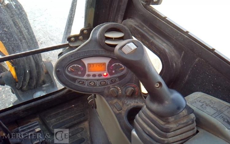 BOBCAT MINI-PELLE E26 – 3 GODETS – 2T6 – 3314H – AN2016  PEL010300
