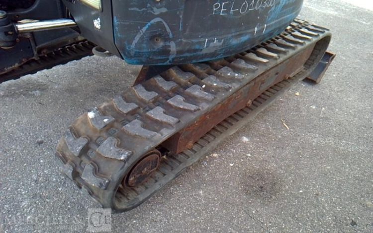 BOBCAT MINI-PELLE E26 – 3 GODETS – 2T6 – 3314H – AN2016  PEL010300