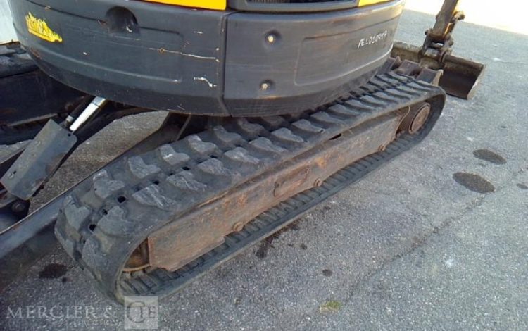 BOBCAT MINI PELLE E26***EM – 3 GODETS – 2T6 – 3428H – AN2016  PEL010417