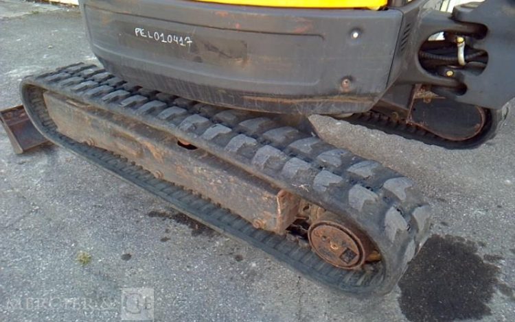 BOBCAT MINI PELLE E26***EM – 3 GODETS – 2T6 – 3428H – AN2016  PEL010417