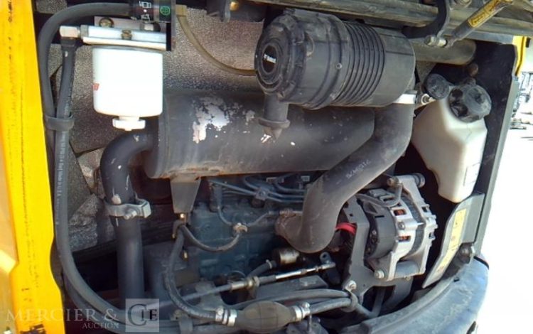 BOBCAT MINI-PELLE E26 – 3 GODETS – 2T6 – 3384H – AN2018  PEL010551