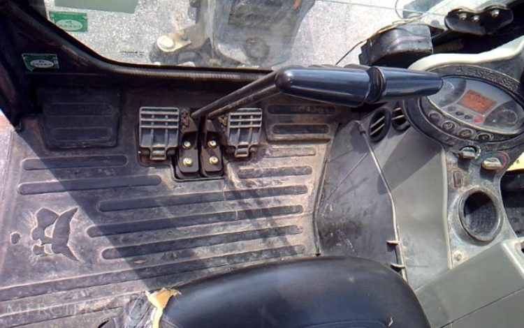 BOBCAT MINI-PELLE E26 – 3 GODETS – 2T6 – 3384H – AN2018  PEL010551