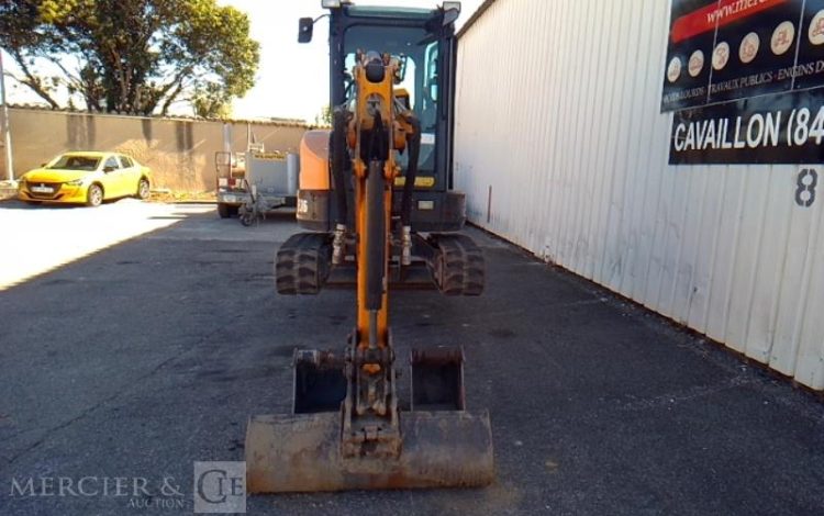 BOBCAT MINI PELLE E26 – 3 GODETS – 2T6 – 3337H – AN2018  PEL010572