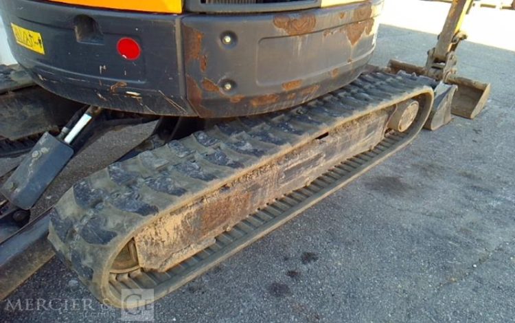 BOBCAT MINI PELLE E26 – 3 GODETS – 2T6 – 3337H – AN2018  PEL010572
