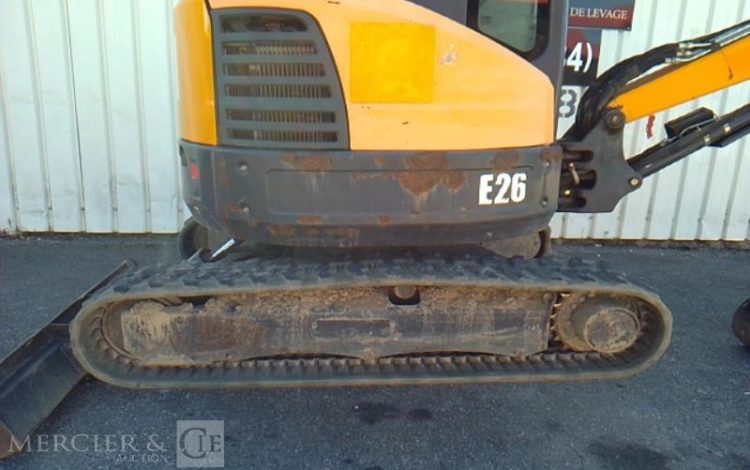 BOBCAT MINI PELLE E26 – 3 GODETS – 2T6 – 3337H – AN2018  PEL010572