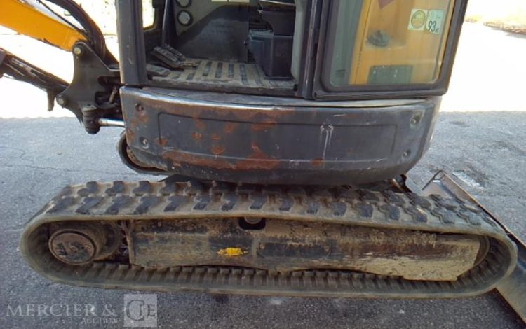 BOBCAT MINI PELLE E26 – 3 GODETS – 2T6 – 3337H – AN2018  PEL010572