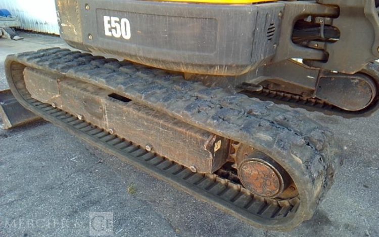 BOBCAT MINI-PELLE E50- 1 GODET – 5T – 3948H – AN2016  PEL010644
