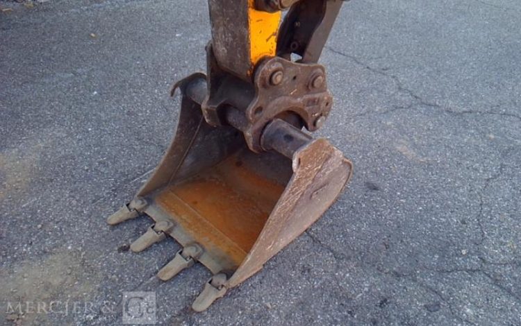 BOBCAT MINI-PELLE E50- 1 GODET – 5T – 3948H – AN2016  PEL010644