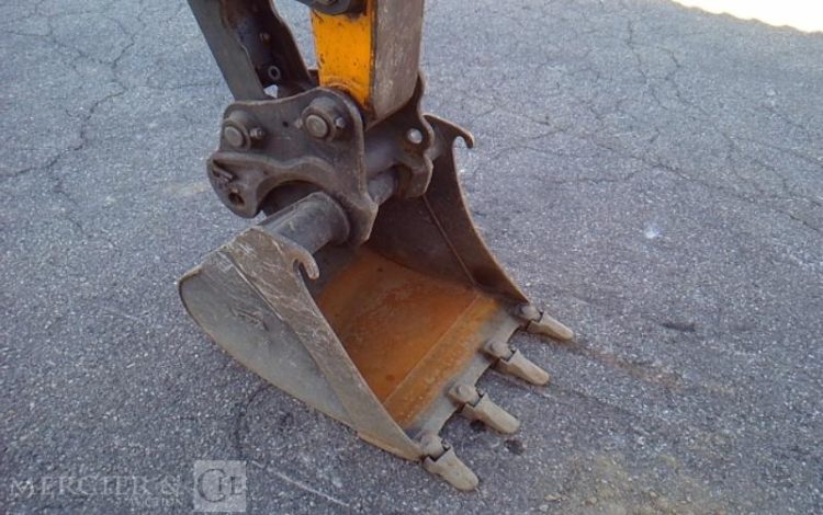 BOBCAT MINI-PELLE E50- 1 GODET – 5T – 3948H – AN2016  PEL010644