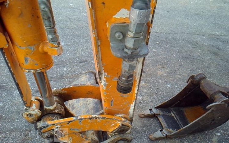 YANMAR MINI-PELLE CANOPY VIO17  – 3 GODETS – 1T7 – 2546H – AN2018  PEL2010001