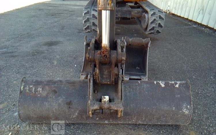 GENERIQUE MINI-PELLE KATO IMER 17VXE – 3 GODETS – 1T7 – 2357H – AN2019  PEL748504