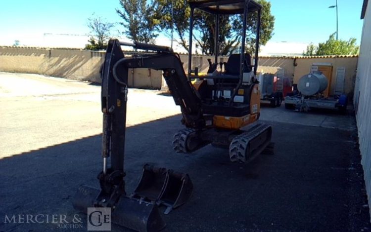 GENERIQUE MINI-PELLE KATO IMER 17VXE – 3 GODETS – 1T7 – 2357H – AN2019  PEL748504