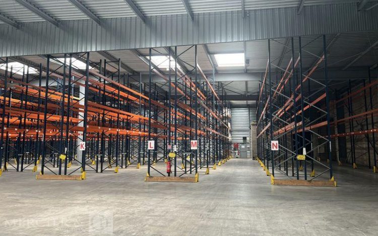 ENSEMBLE DE RACKS environ 1500ml – hauteur 6 à 8m  RACK01