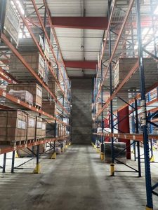 ENSEMBLE DE RACKS ENV. 650ml – hauteur 6 à 8m  RACKS02