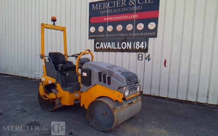 HAMM ROULEAU DOUBLE BILLES HD10C VV – 875H – AN2014  ROU010159