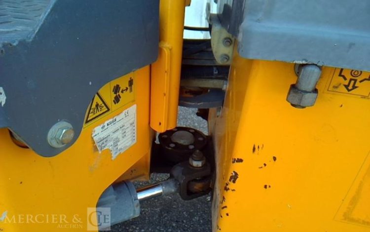 HAMM ROULEAU DOUBLE BILLES HD10C VV – 875H – AN2014  ROU010159