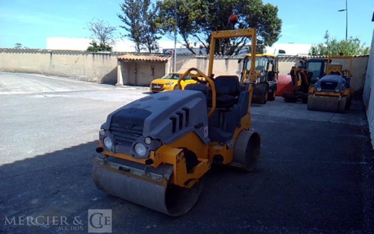 HAMM ROULEAU DOUBLE BILLES HD10C VV – 875H – AN2014  ROU010159