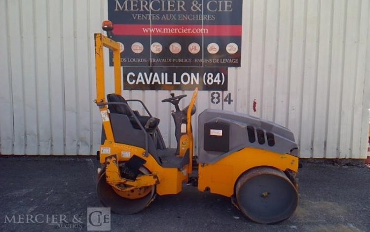 HAMM ROULEAU DOUBLE BILLES HD10C VV – 875H – AN2014  ROU010159