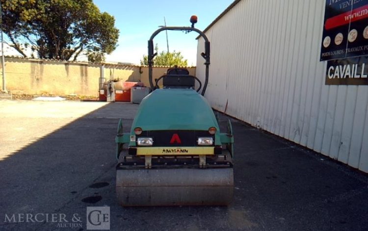 AMMANN ROULEAU COMPACTEUR VIBRANT DOUBLE BILLES ARX26 – 796H – AN2015  ROU748503