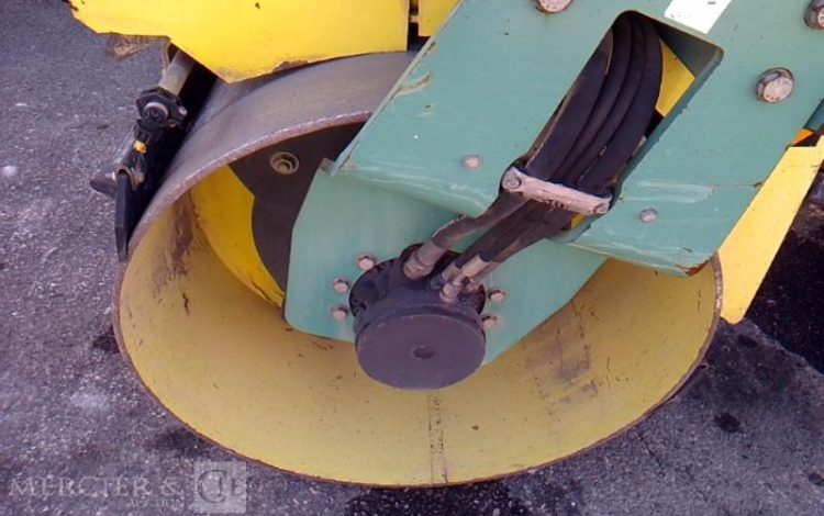 AMMANN ROULEAU COMPACTEUR VIBRANT DOUBLE BILLES ARX26 – 796H – AN2015  ROU748503