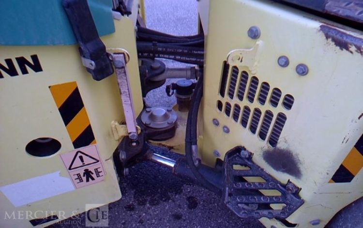 AMMANN ROULEAU COMPACTEUR VIBRANT DOUBLE BILLES ARX26 – 796H – AN2015  ROU748503