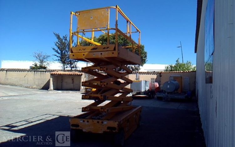 HAULOTTE NACELLE PLATEFORME CISEAUX COMPACT 12  – 12M – 755H – AN2012  SCI010173