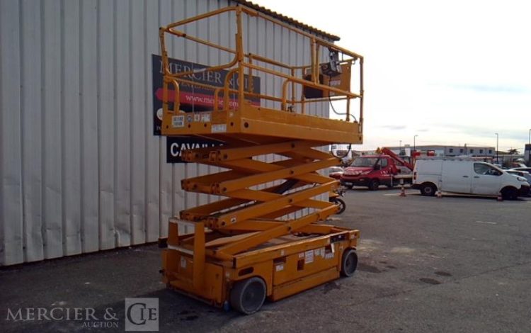 HAULOTTE NACELLE PLATEFORME CISEAUX COMPACT 10 – 10M – 624H – AN2012  SCI210169