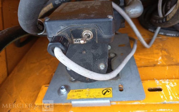CUVE FUEL 970L DISTRI PALLETISABLE  TAN010550
