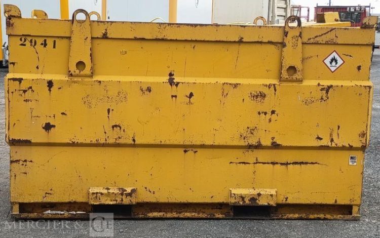 WESTERN CUVE A FIOUL SUR SKID AVEC PASSAGE DE FOURCHES – CAPACITE 2000 LITRES  TAN748207
