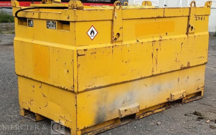 WESTERN CUVE A FIOUL SUR SKID AVEC PASSAGE DE FOURCHES – CAPACITE 2000 LITRES  TAN748207