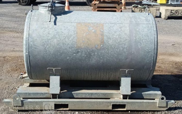 TONNE A EAU 1000L SKID  TON010000