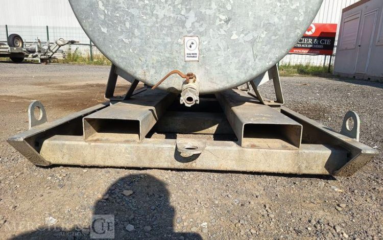 TONNE A EAU 1000L SKID  TON010000
