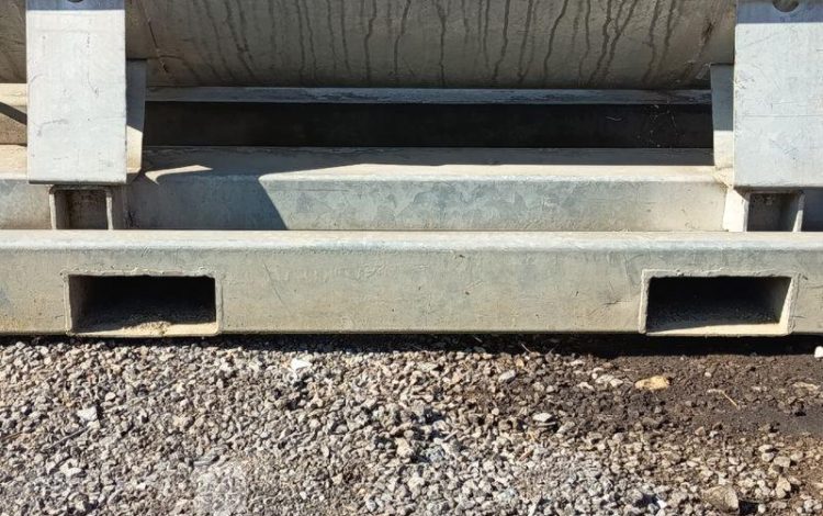 TONNE A EAU 1000L SKID  TON010000