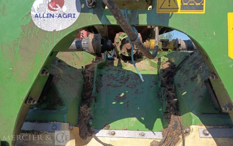 KRONE FAUCHEUSE  A DISQUES FRONTALE AVEC CONDITIONNEURS A DENTS EC320F CV – ANNEE 2019  11070