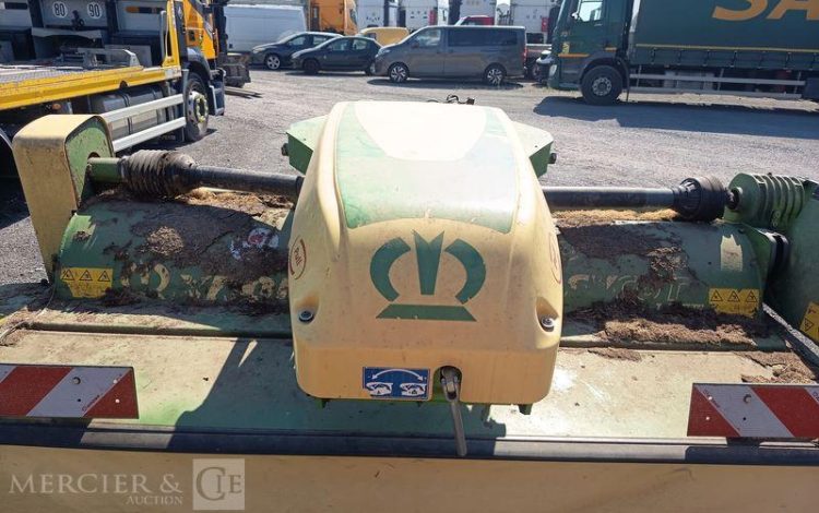 KRONE FAUCHEUSE  A DISQUES FRONTALE AVEC CONDITIONNEURS A DENTS EC320F CV – ANNEE 2019  11070