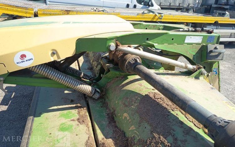 KRONE FAUCHEUSE  A DISQUES FRONTALE AVEC CONDITIONNEURS A DENTS EC320F CV – ANNEE 2019  11070