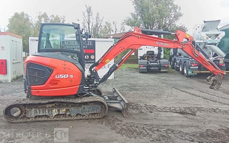 KUBOTA MINIPELLE U50-5 LUXE SUR CHENILLES DIESEL 5T – 2039 HEURES – ANNEE 2022  12190