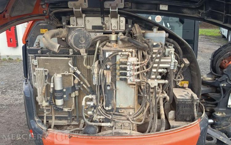 KUBOTA MINIPELLE U50-5 LUXE SUR CHENILLES DIESEL 5T – 2039 HEURES – ANNEE 2022  12190