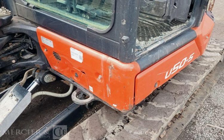 KUBOTA MINIPELLE U50-5 LUXE SUR CHENILLES DIESEL 5T – 2039 HEURES – ANNEE 2022  12190