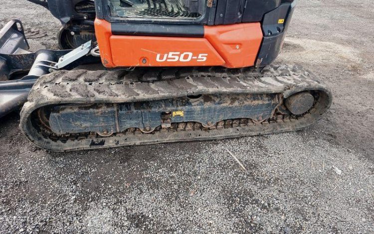 KUBOTA MINIPELLE U50-5 LUXE SUR CHENILLES DIESEL 5T – 2039 HEURES – ANNEE 2022  12190
