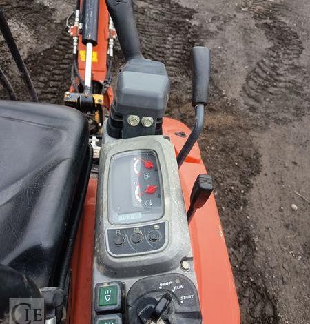KUBOTA MINIPELLE U17-3x LUXE SUR CHENILLES A VOIE VARIABLE DIESEL 1,7T -1532H – AN 2023  12824
