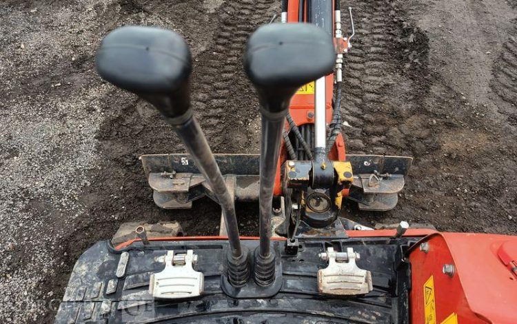 KUBOTA MINIPELLE U17-3x LUXE SUR CHENILLES A VOIE VARIABLE DIESEL 1,7T -1532H – AN 2023  12824
