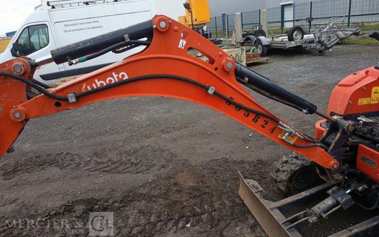 KUBOTA MINIPELLE U17-3x LUXE SUR CHENILLES A VOIE VARIABLE DIESEL 1,7T -1532H – AN 2023  12824